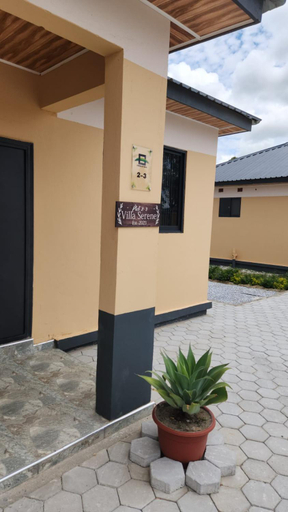Exterior view 3, Villa Serene Lusaka, Kafue