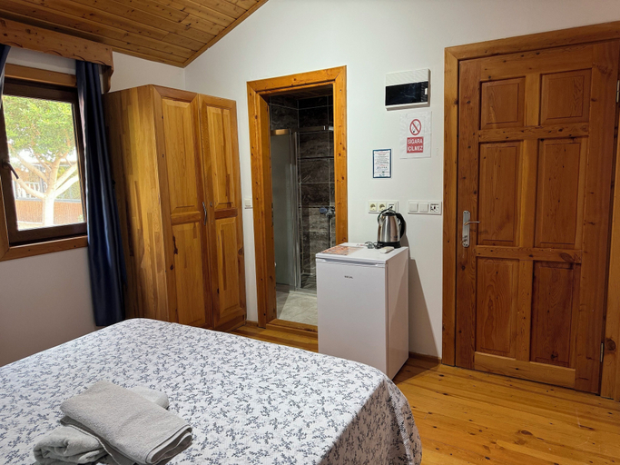 Bedroom 3, Karaöz Ada Bungalows & Villa, Kumluca