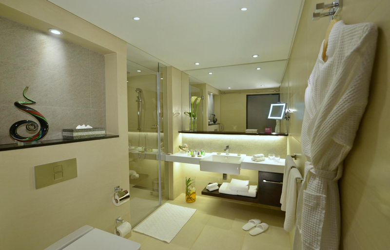Bathroom 25