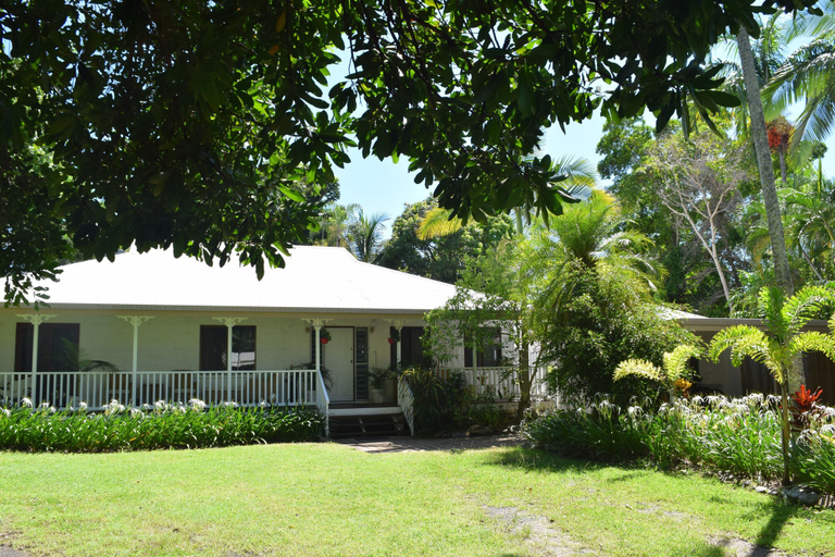 Exterior & Views 2, South Pacific Bed & Breakfast, Cairns