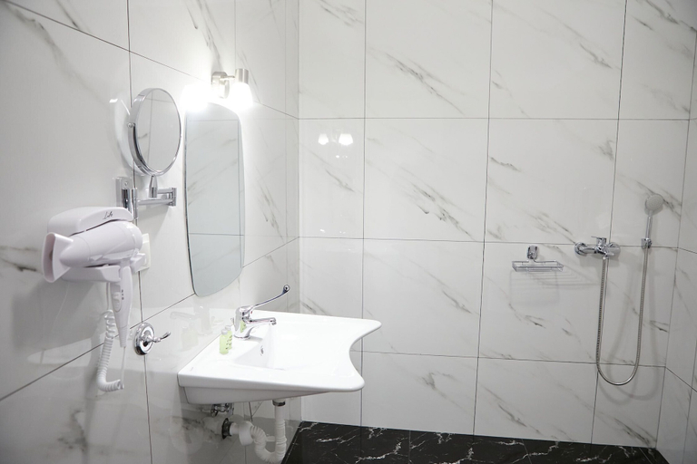 Bathroom 5, Romilia Guesthouse, East Macedonia and Thrace