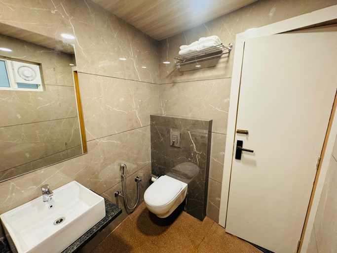 Bathroom, Hotel Najaf Palace 200 Mtrs from Dargah, Ajmer