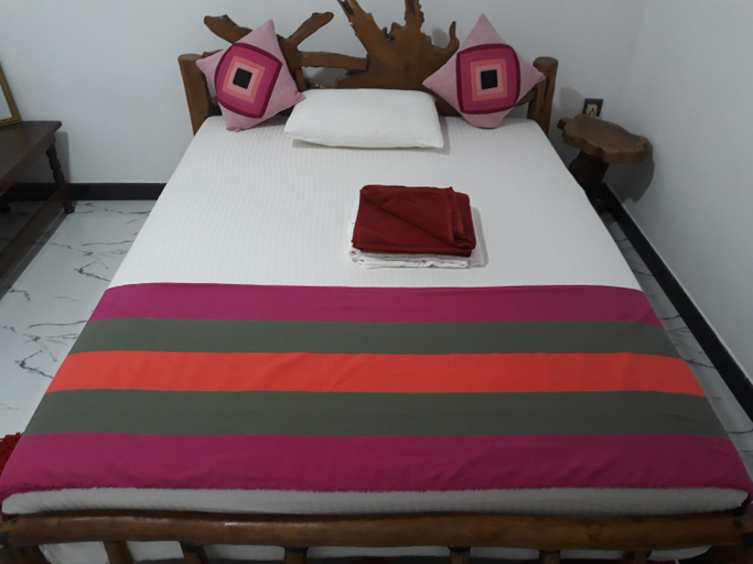 Others 3, Hewage Resort, N. Palatha East