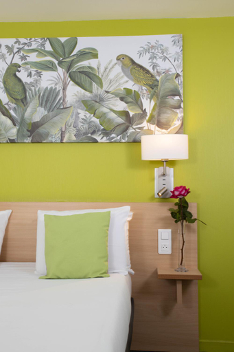 Bedroom 9