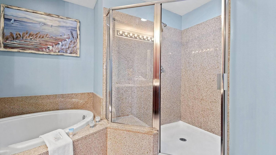 Bathroom 2, Laketown Wharf 1523, Bay