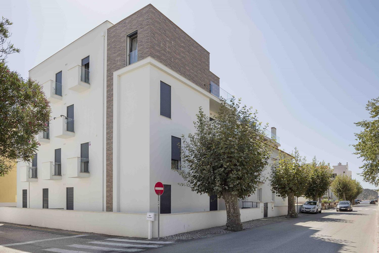 Casas do Parque - By SCH, Alcobaça
