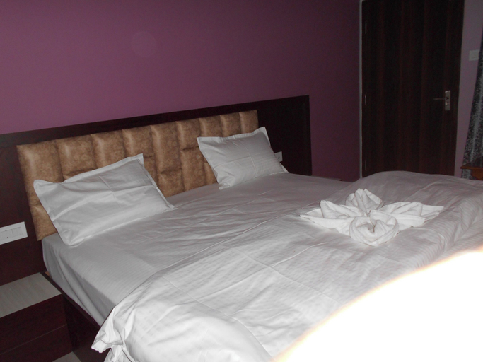 Bedroom 3, Hotel SS Grand & Multicuisine Restaurant, Mirzapur