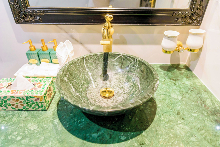 Bathroom, Leo Mansion Luxury Serviced Apartment, Da Nang