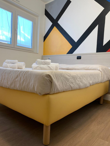 Bedroom 27