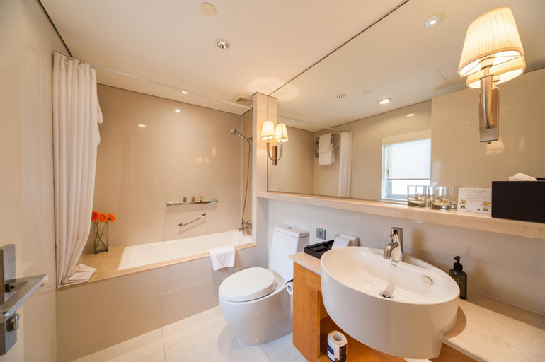 Bathroom 30