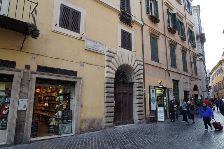 Exterior & Views 2, navona jacuzzi apartment, Roma