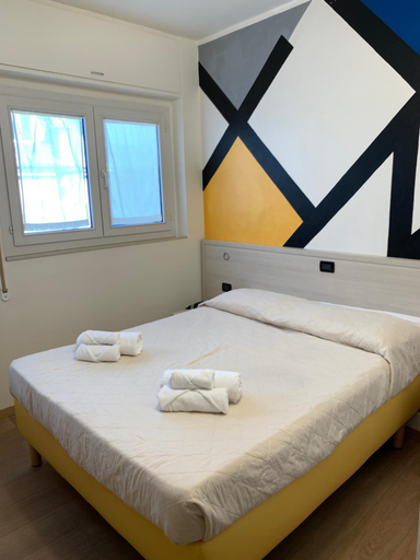 Bedroom 25