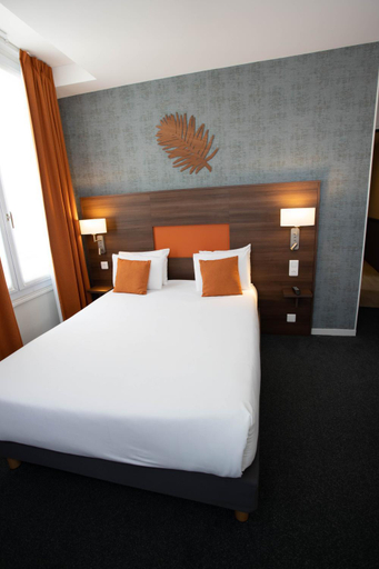 Bedroom 15