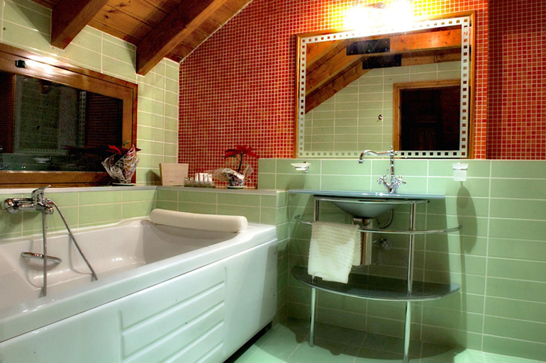 Bathroom 2, Melinas Boutique Hotel, Epirus