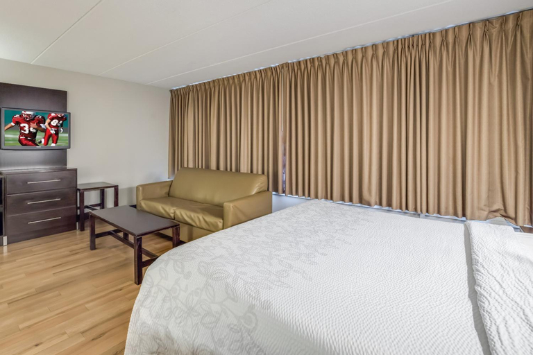 Bedroom 12