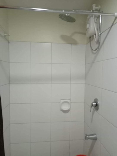 Others 3, HORIZON 101 A4 near robinson mall Free POOL WIFI, Cebu City