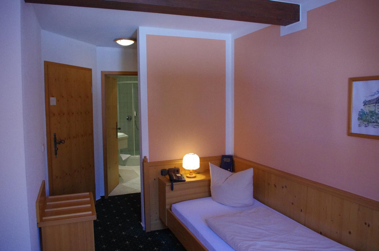 Bedroom 10