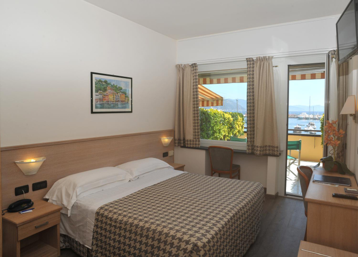 Bedroom 26