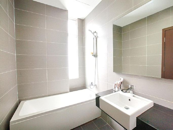 Bathroom 17