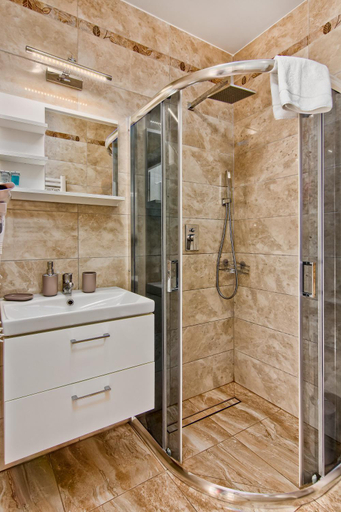 Bathroom, Willa Harnikowka, Tatra