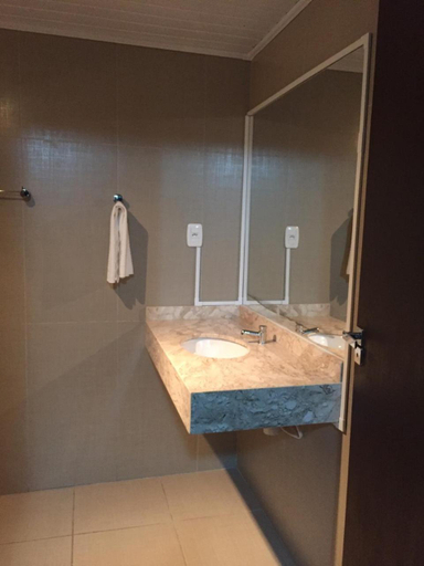 Bathroom 3, Hotel Morada dos Pinheiros, Bom Jardim da Serra