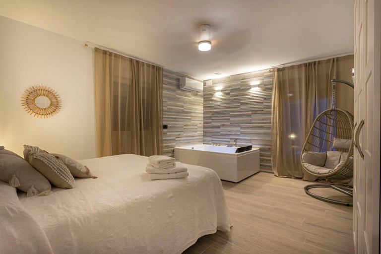 Bedroom 3, Huellas de la Mancha, Toledo