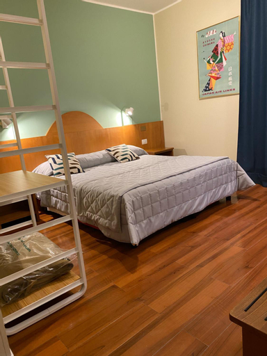 Bedroom 9