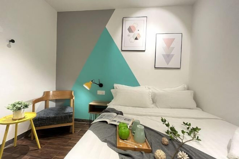 Bedroom 12