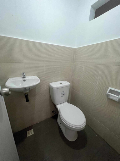 Bathroom, Jovillena Beach Resort Lobo Batangas, Lobo