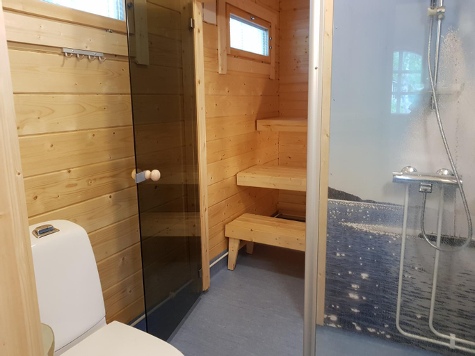 Bathroom 5