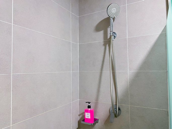 Bathroom 21