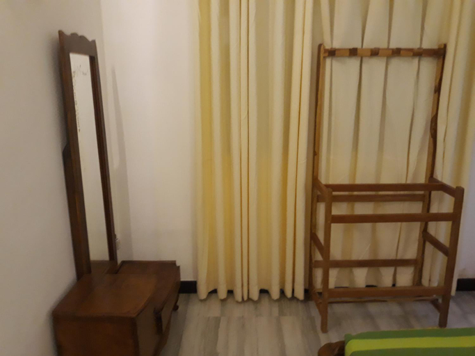 Others 2, Hewage Resort, N. Palatha East