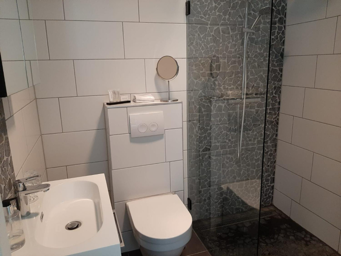 Others 4, B&B De Reede, Urk