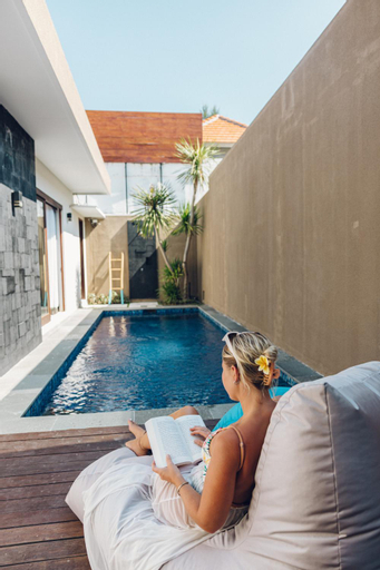 Swimming Pool 8