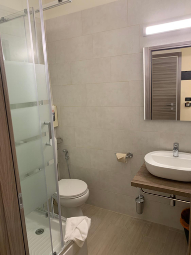 Bathroom 24