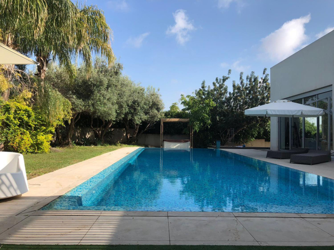 Sport & Beauty 2, Villa Alice Caesarea