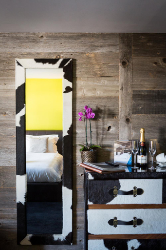 Bedroom 2, Hotel Farinet, Entremont