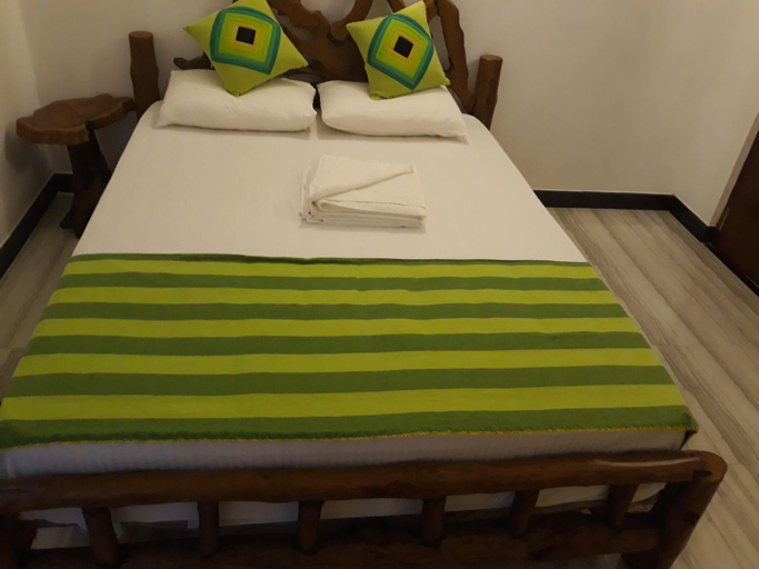 Others 4, Hewage Resort, N. Palatha East