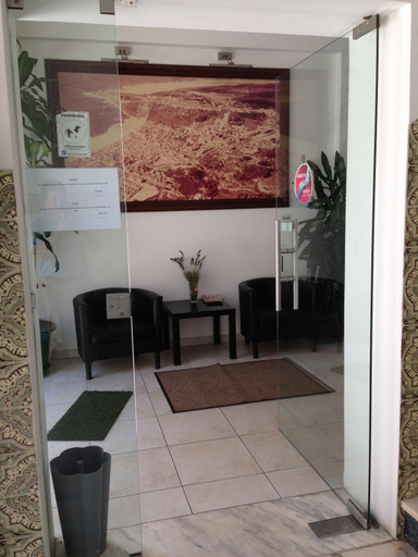 Public Area 1, Residencia Salva-Vidas, Nazaré