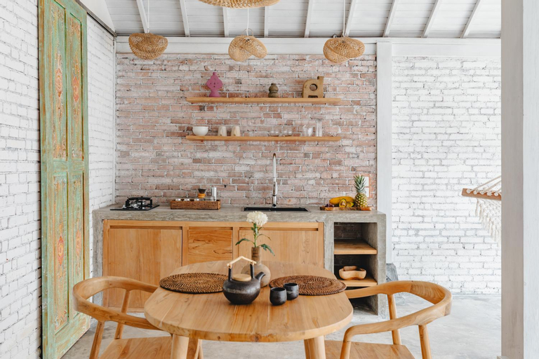 Dining Room 25