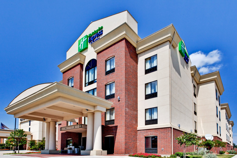 Exterior & Views 2, Holiday Inn Express & Suites DFW WEST - HURST by IHG, Tarrant