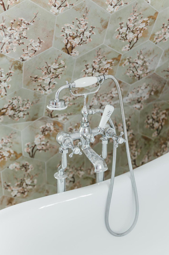 Bathroom 3, Maison Jullian, Hérault