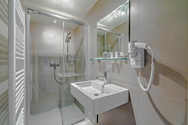 Bathroom 3, TGM Hotel Residence, Znojmo