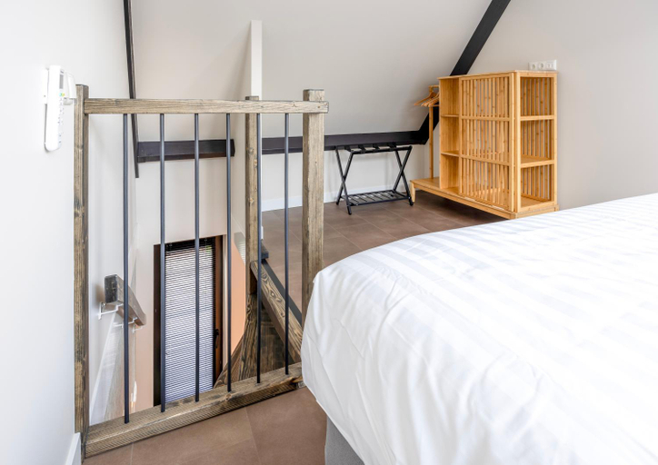 Bedroom 23