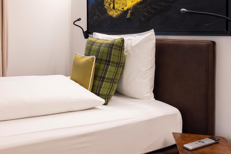 Bedroom 10