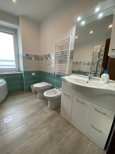 Bathroom 2, B&B CATANIA CENTRO - Charme & More, Catania