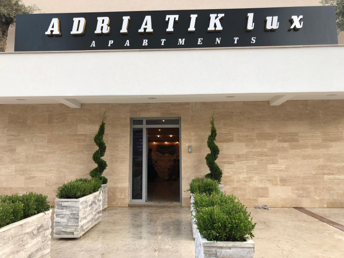 Entrance 3, Adriatik Lux Apartments