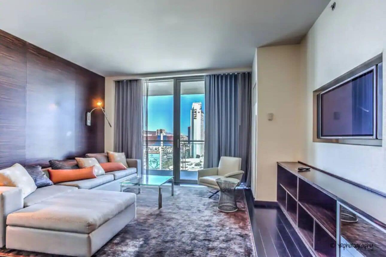 Others 5, Studios With Gorgeous Views Of The Strip! , Clark