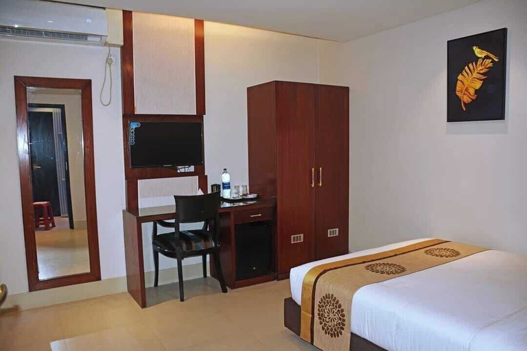 Bedroom 4, Hotel Grand Royal Dhanmondi, Dhaka