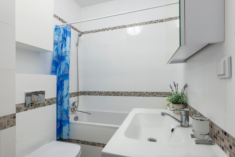 Bathroom 3, Warsaw-Aparts Domaniewska, Warsaw